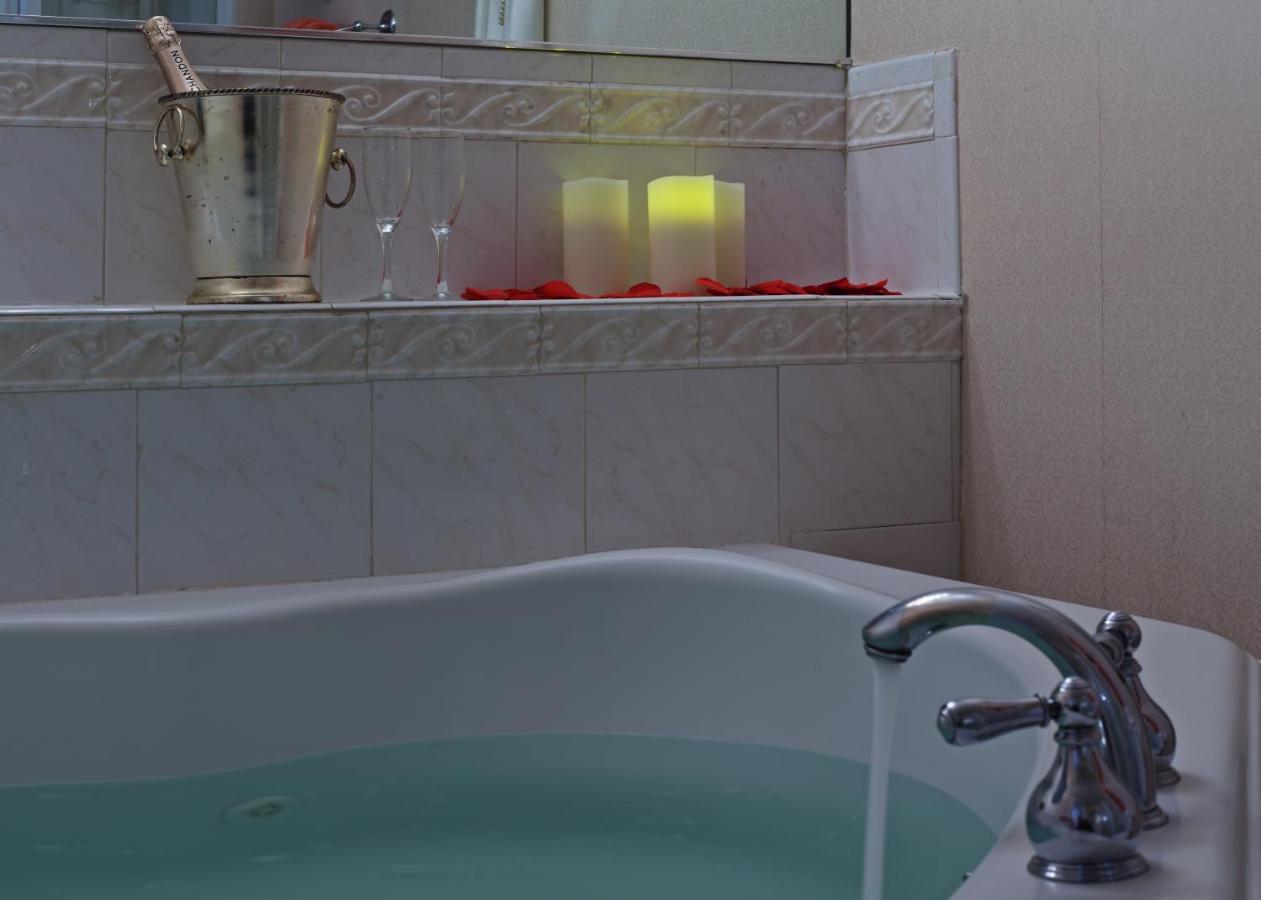 Akwaaba Mansion Bed and Breakfast New York Buitenkant foto